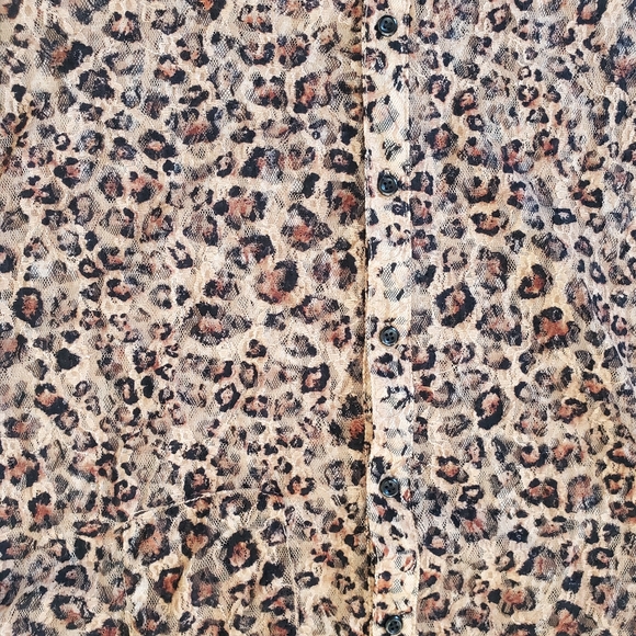 LACE Leopard Print Button Shirt. Size XL. - Picture 5 of 6